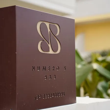 Numero 5 Гостевой дом